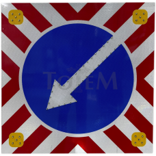 Знак дорожный светодиодный 4.2.1/4.2.2 импульсный, 4 стробоскопа